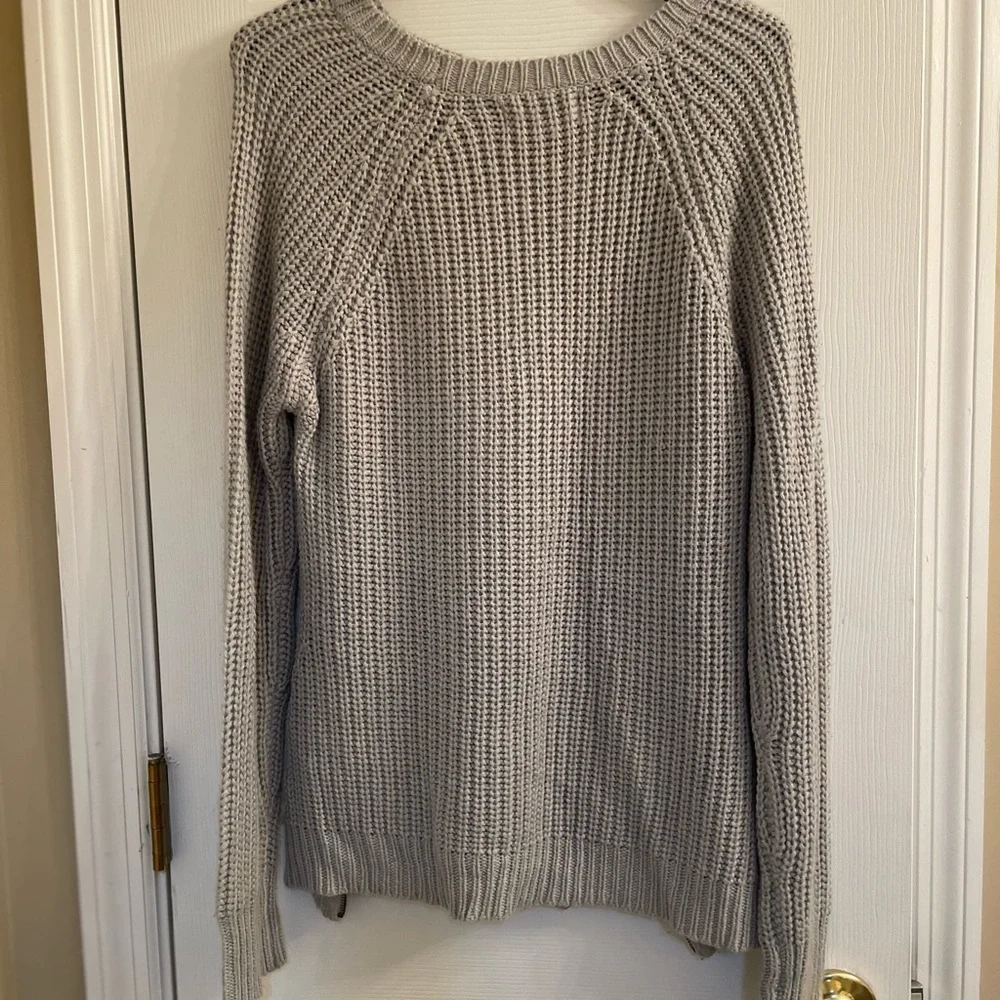 Sweater - Picture 2 of 2